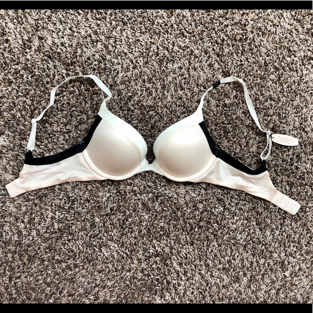 Plunge bra 32C